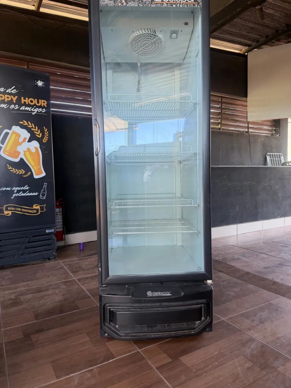 Vendo refrigerador vertical seminovo. - Geladeiras e Freezers