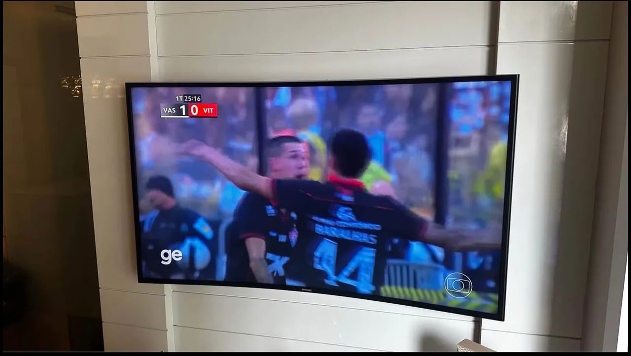Smart TV LED Samsung 40 Polegadas, TELA CURVADA!!   - Foto 2
