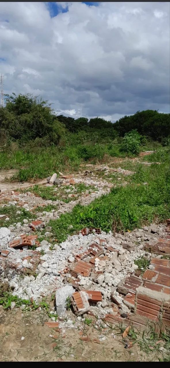 Terreno - Vende-se