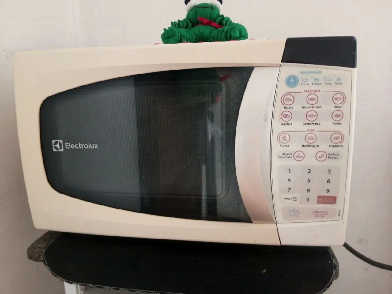 Micro-ondas Electrolux Funcionando Perfeitamente-R$ 330 - Foto 2