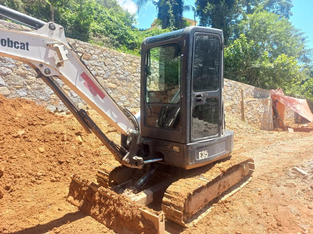 Mine escavadeira bob cat e35 - Foto 3