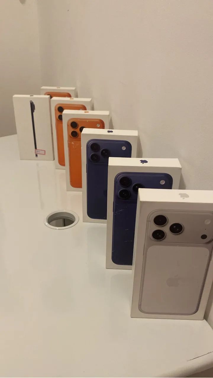 iPhone   17 pro max 256  . na garantia Apple (   L.    A.     C.    R.    A.    D.   O  )  - Foto 3
