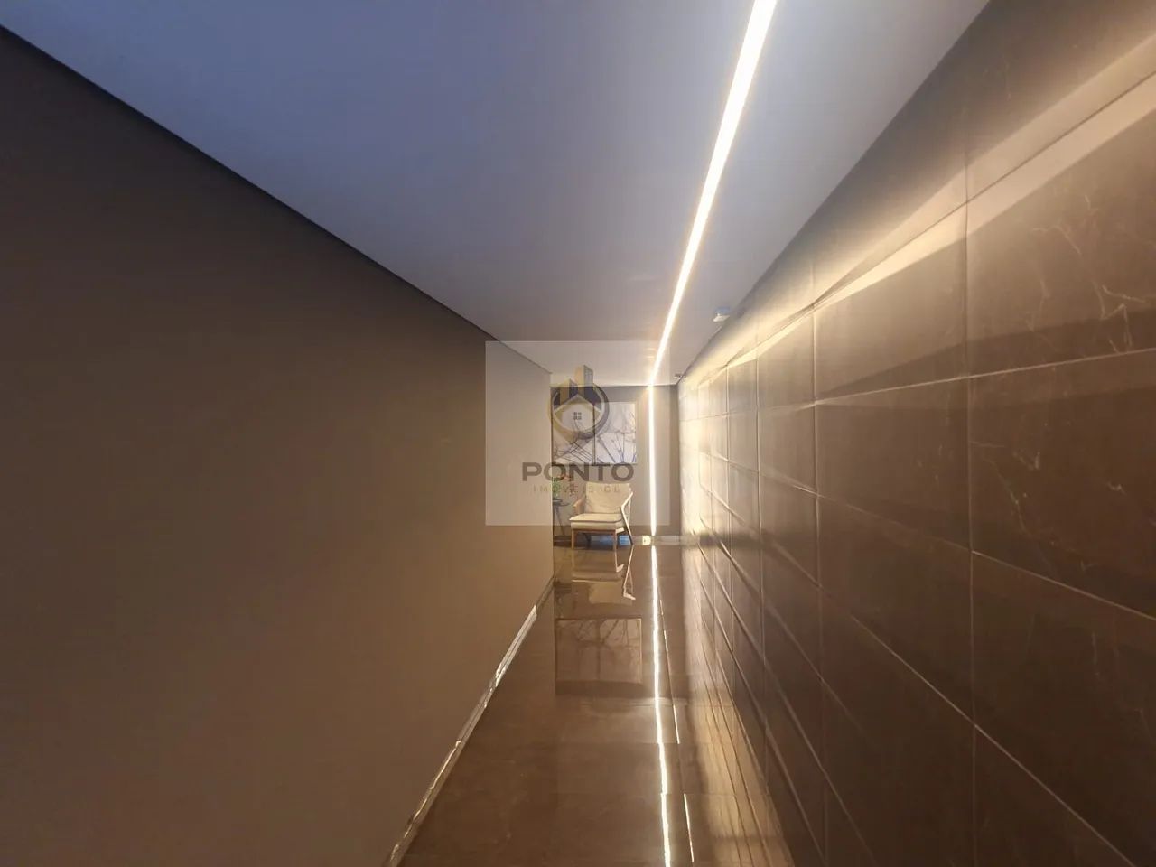 Excelente apartamento com área privativa e 2 vagas - Foto 3