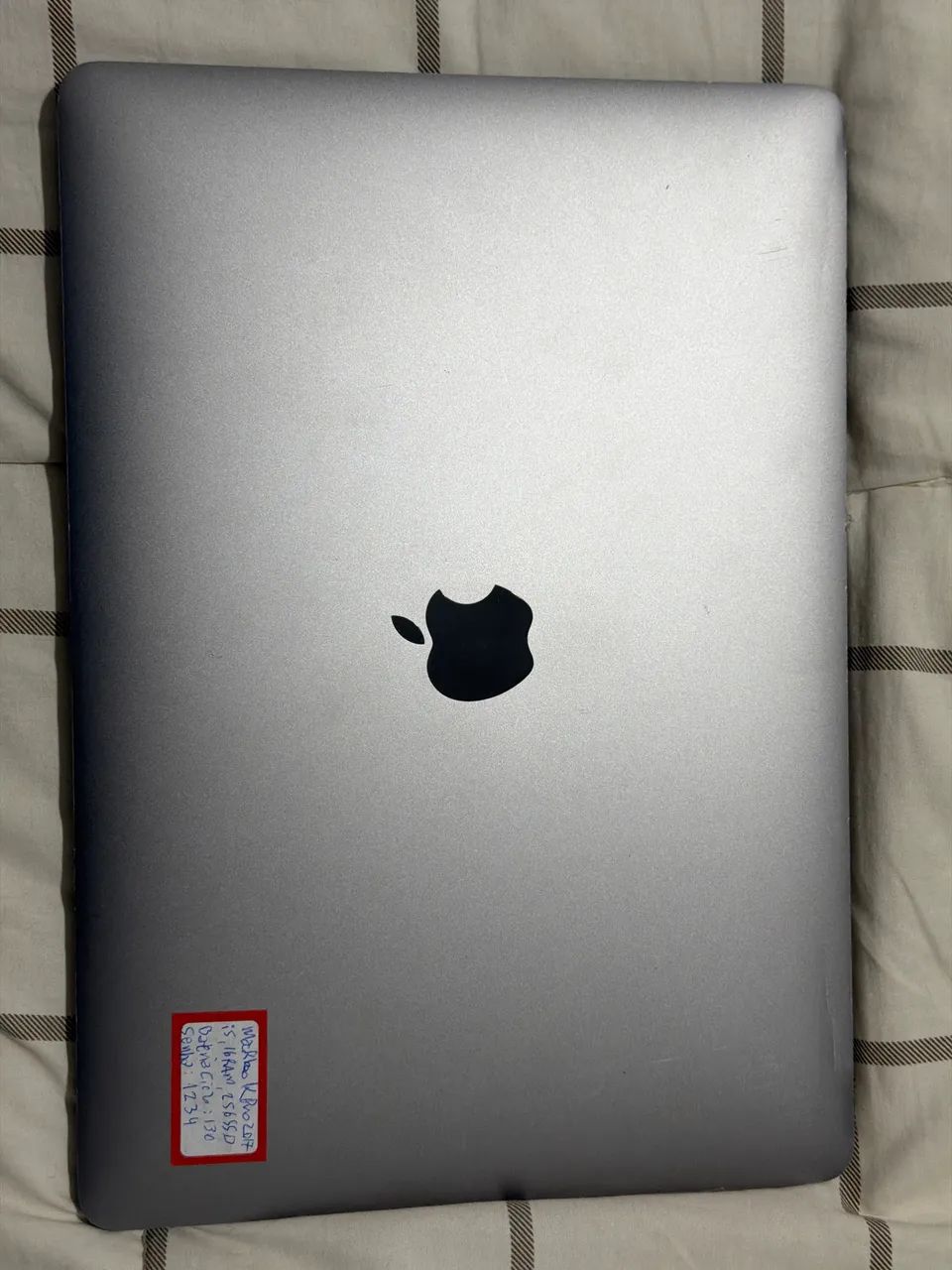 Magnífico MacBook Pro 2017 i5 16RAM 256SSD