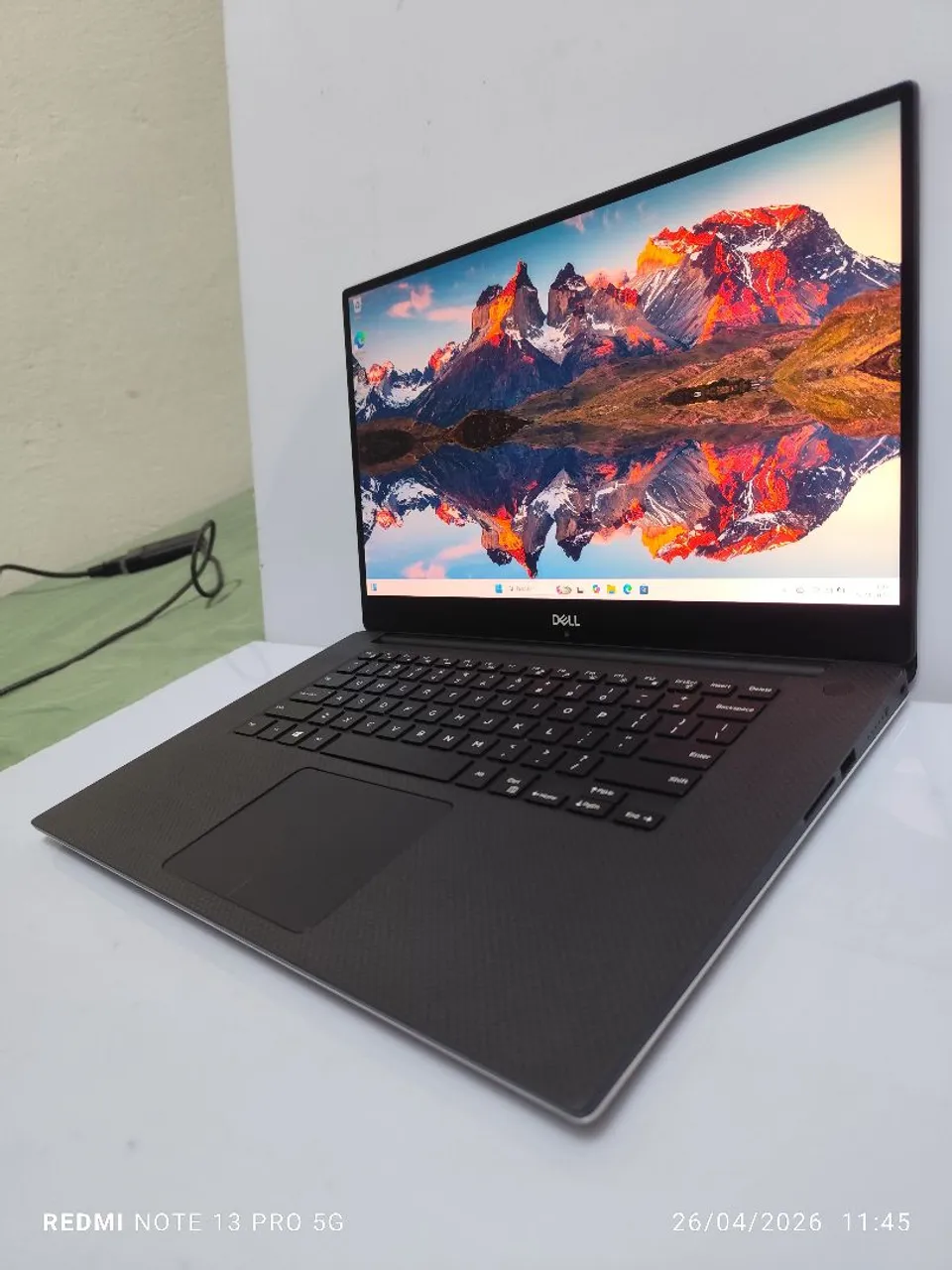macbook pro 2019 15 pol processador intel i7 ram 16 gb 256 gb
