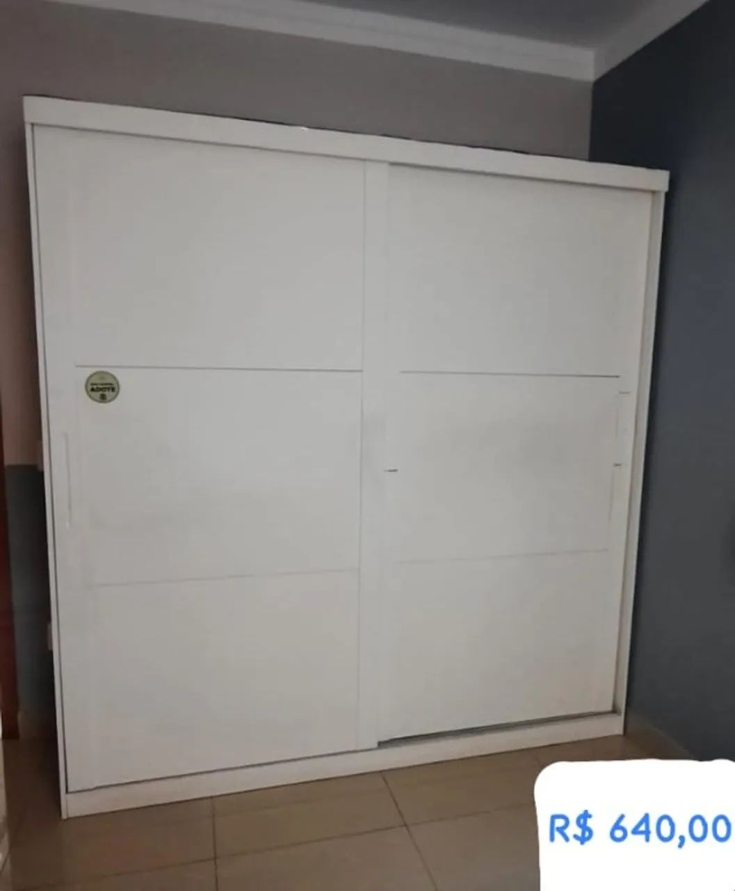 Guarda-roupa de casal 