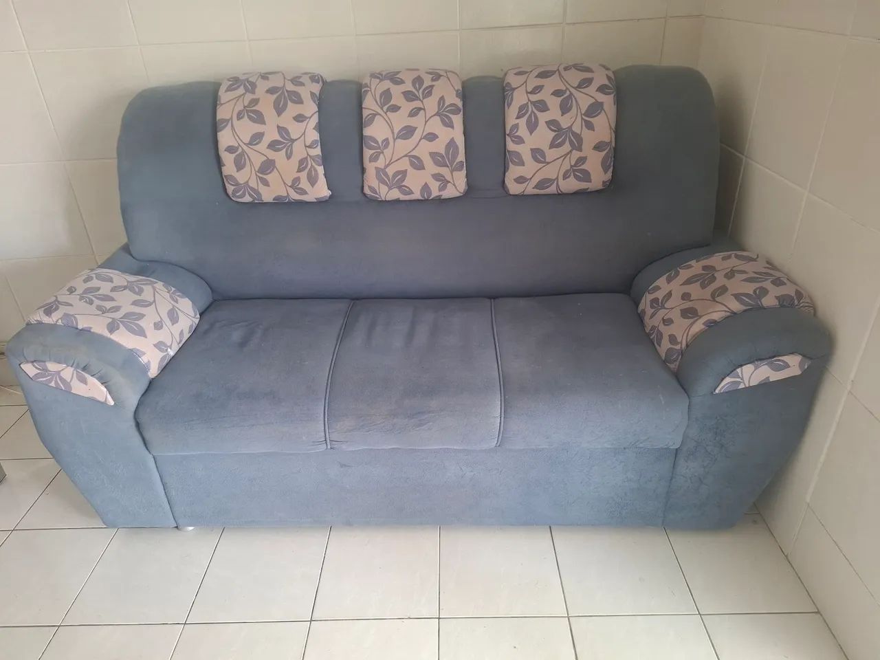 DOIS SOFÁS 65704308233603124