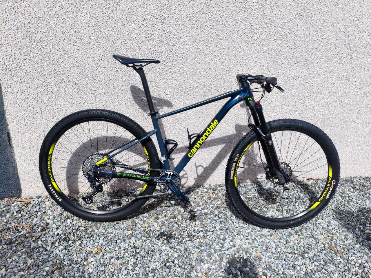 Bicicleta Cannodale