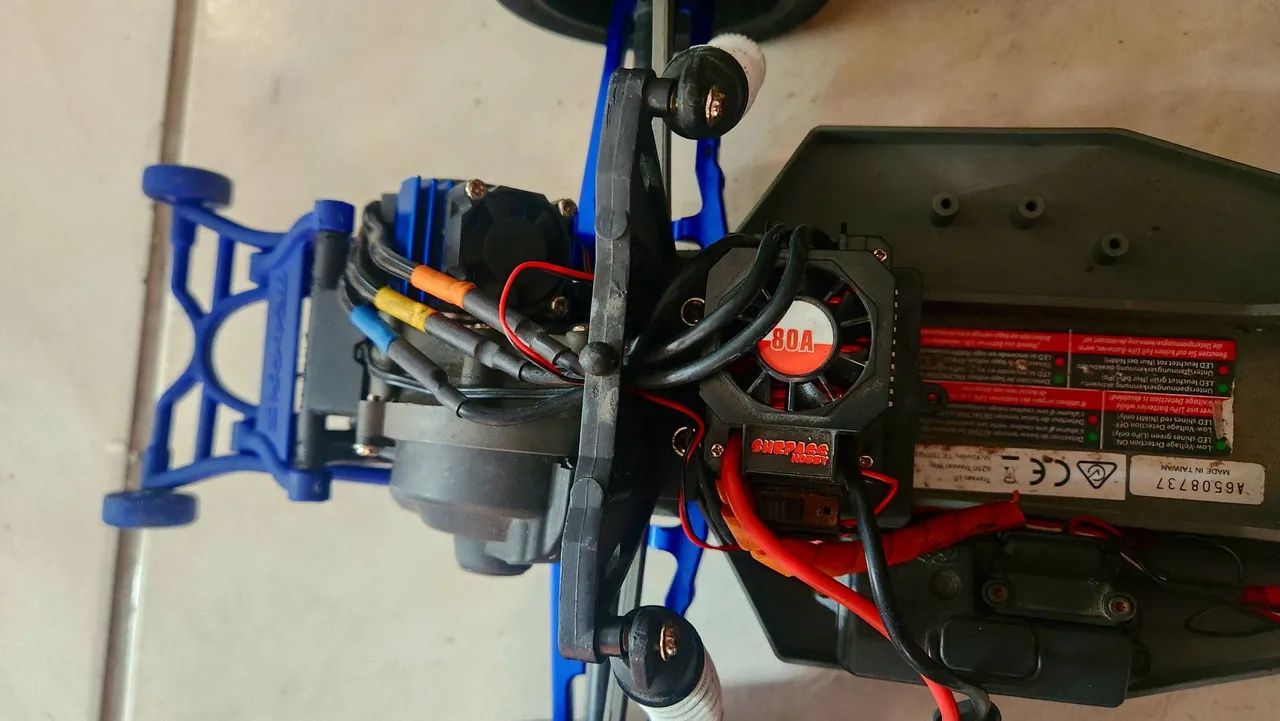 Automodelo Traxxas Rustler 2wd 3s - Foto 3