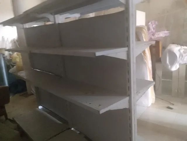 Prateleira de comércio  - Foto 3