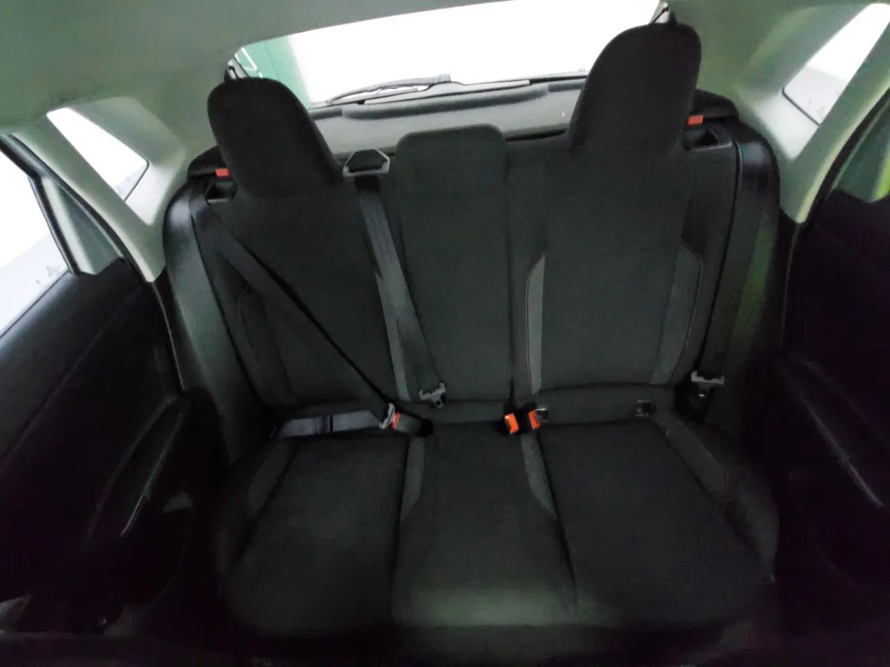 Volkswagen Polo Track 1.0 Flex 12V 5p, foto 18 de 18