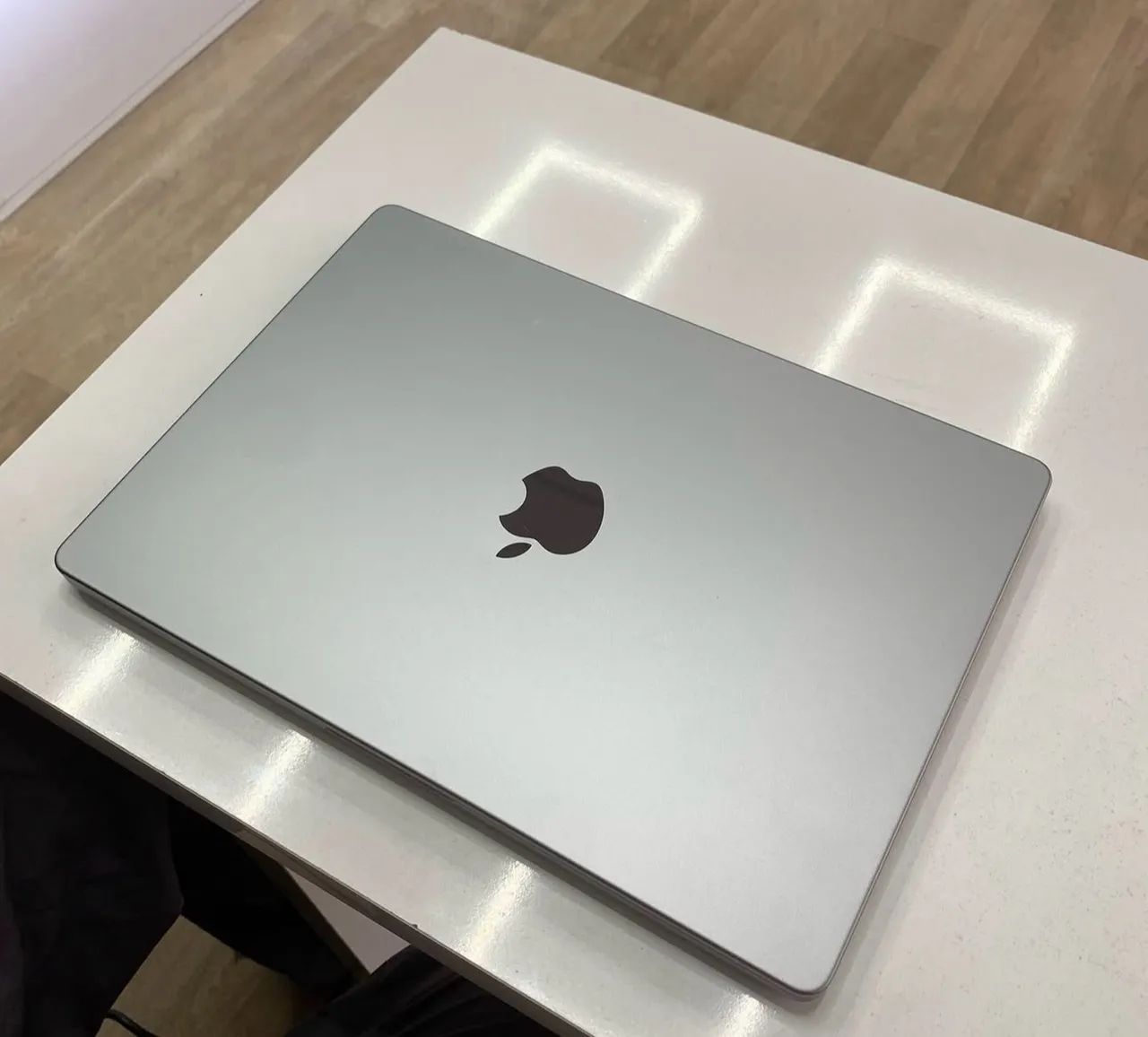 MacBook Pro 14.2 M2 Pro 2023  - Foto 3