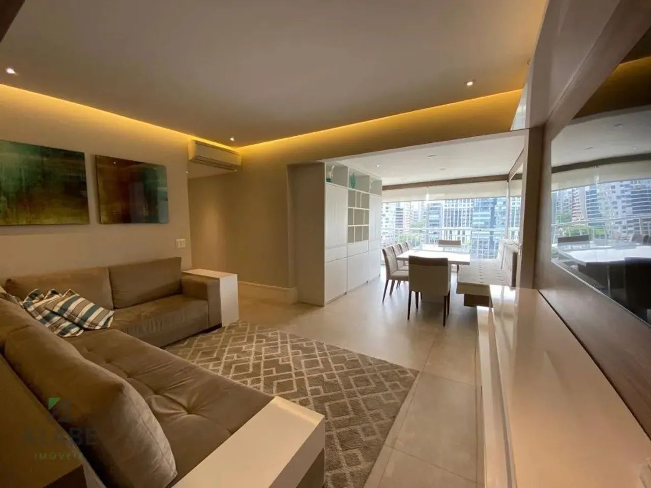 Apartamento com 80 m², 2 quarto sendo 1 suíte à venda no Itaim Bibi