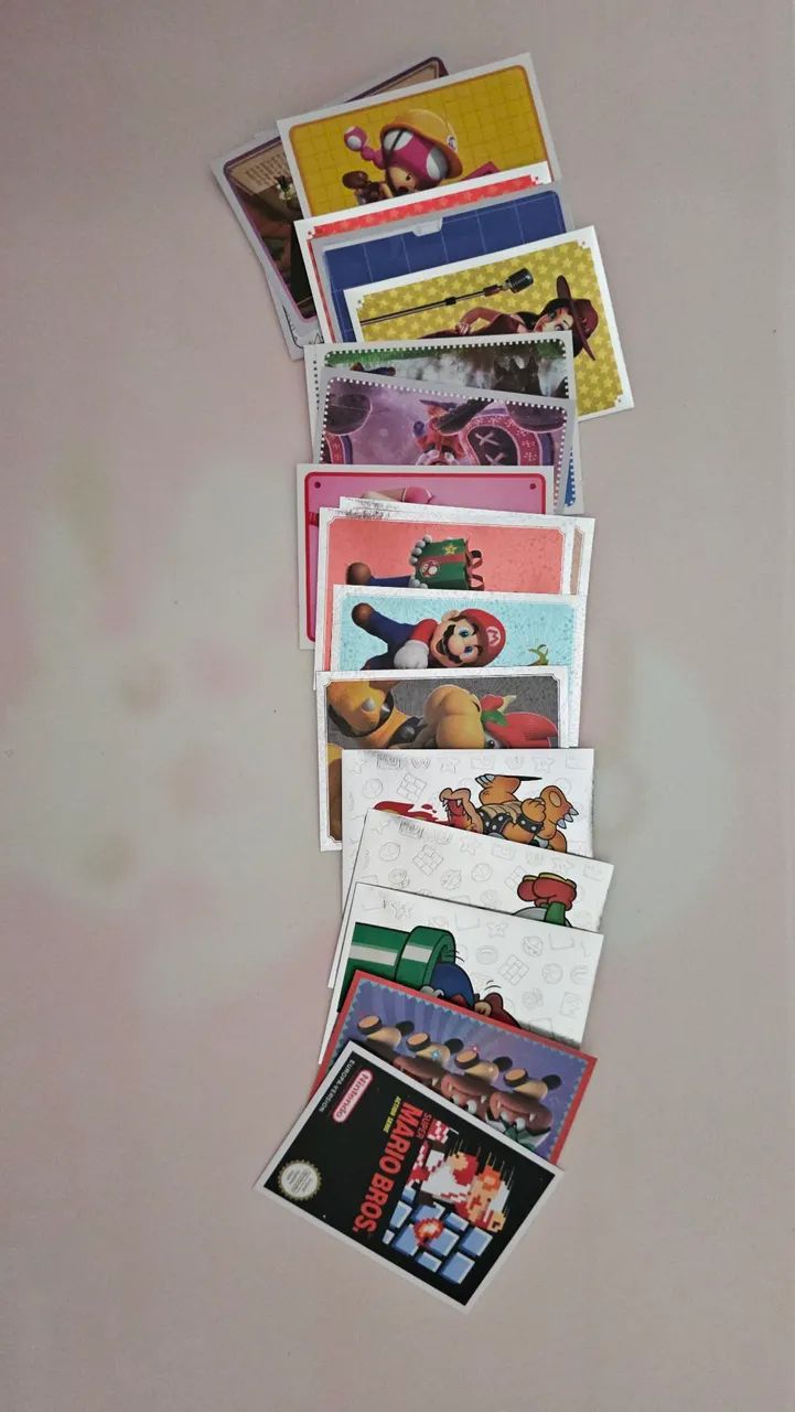 20 figurinhas Álbum Super Mario - Foto 2