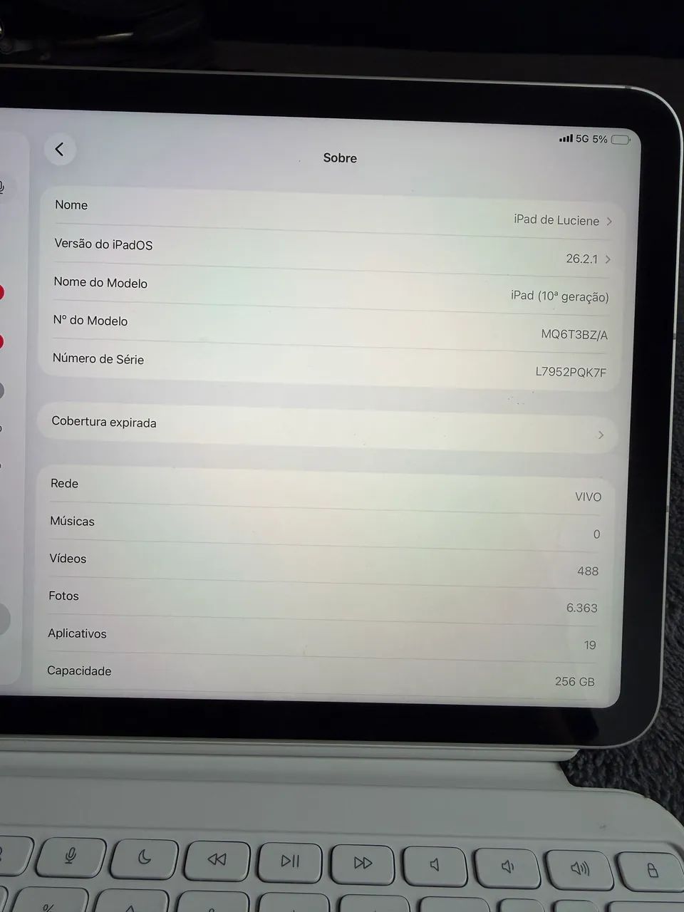 iPad 10 Geração 256 gigas com teclado WI-FI e Celular  - Foto 2