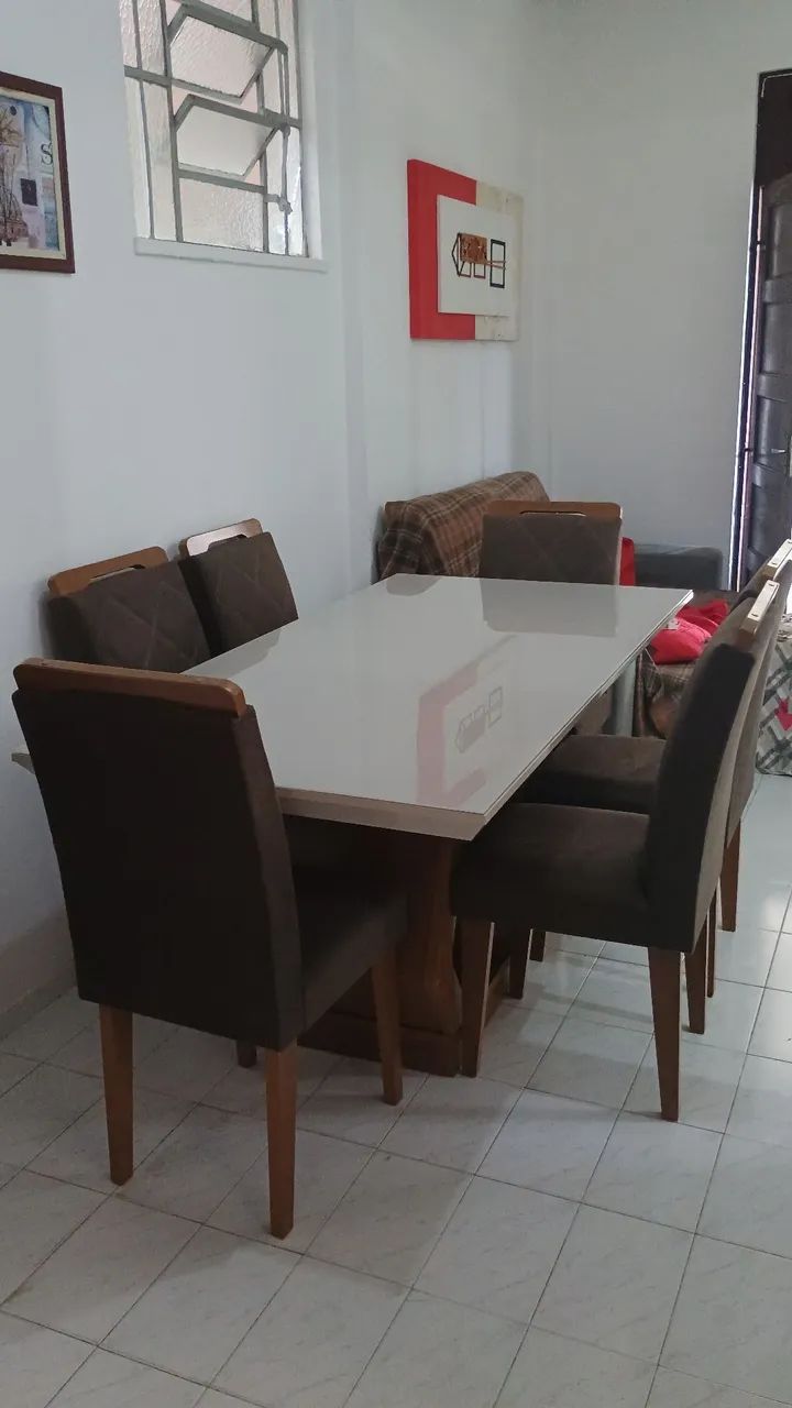 Mesa semi nova com 06 cadeiras perfeito estado de conservação  - Foto 2