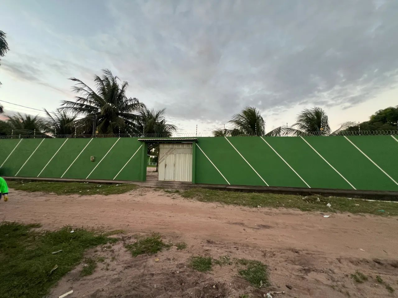 Vendo casa em Extremoz 