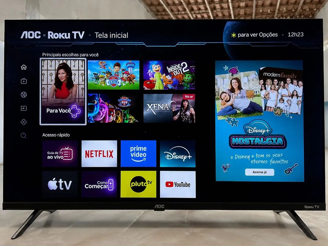 Vende-se televisão nova