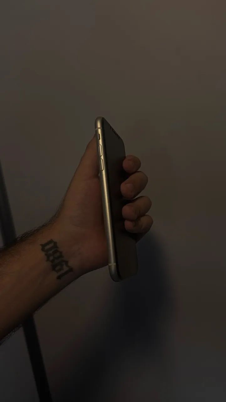 Iphone 11 - 128GB - Foto 2