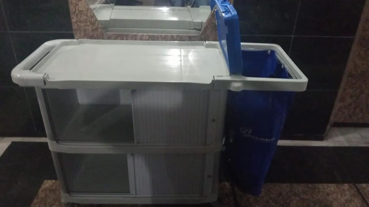 Carrinho limpeza -Hotel - Foto 4