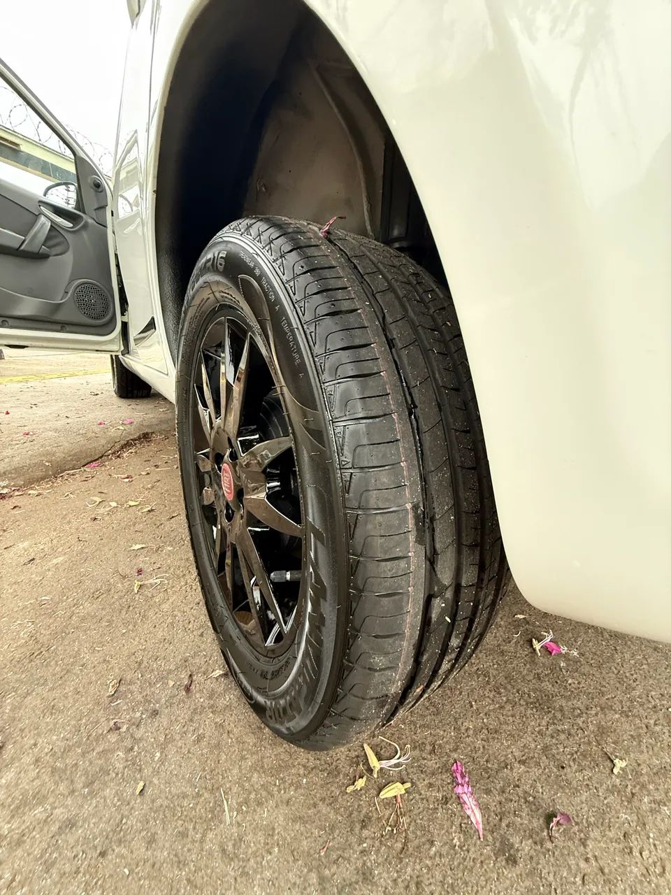 Fiat Palio Attra./italia 1.4 EVO F.flex 8V 5P 2014 - Foto 8