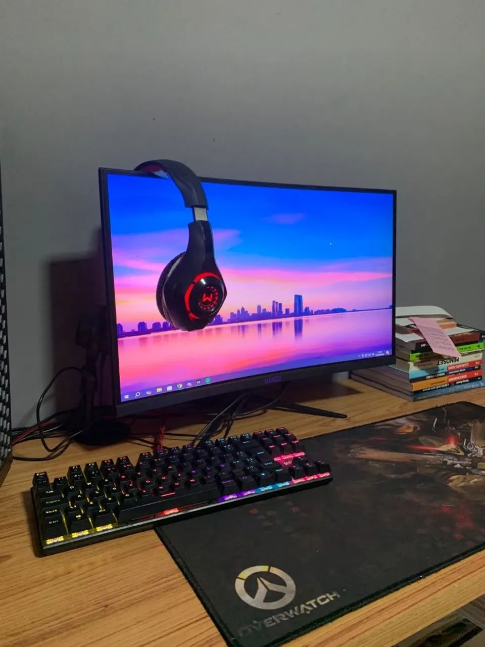 Monitor 23`` + CPU gamer semi novos 