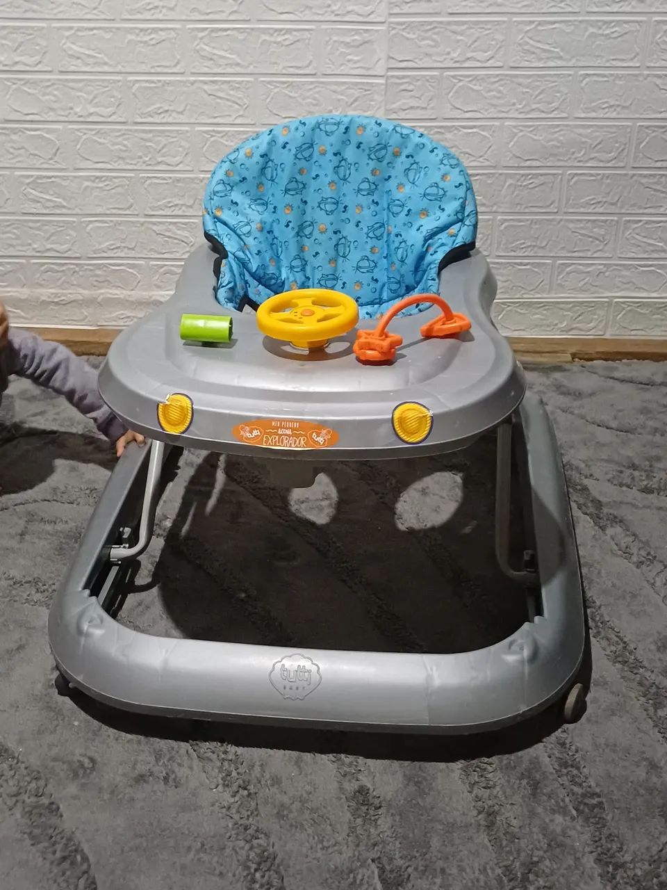 Andador de bebê 
