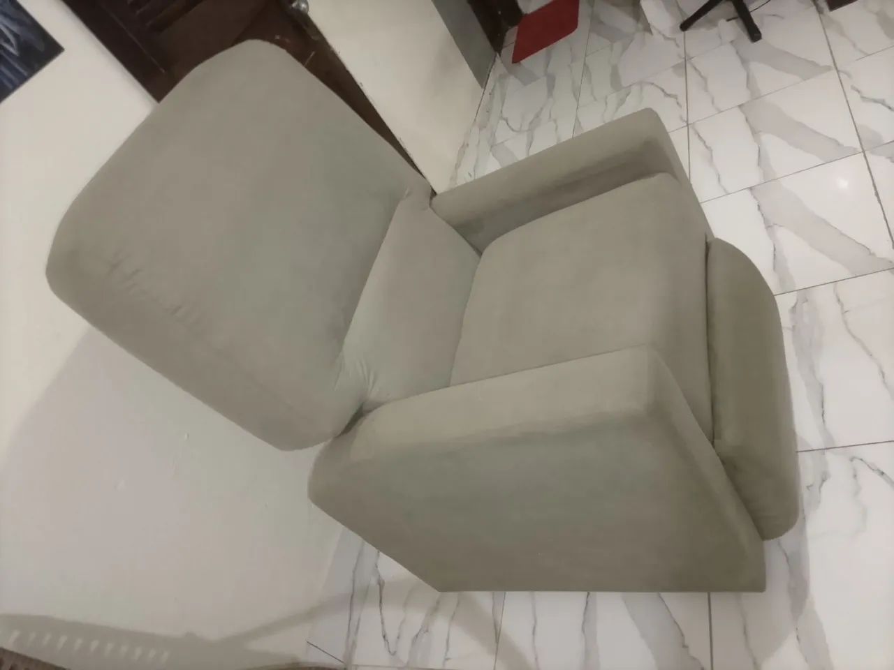 Cadeira da mamãe semi nova 