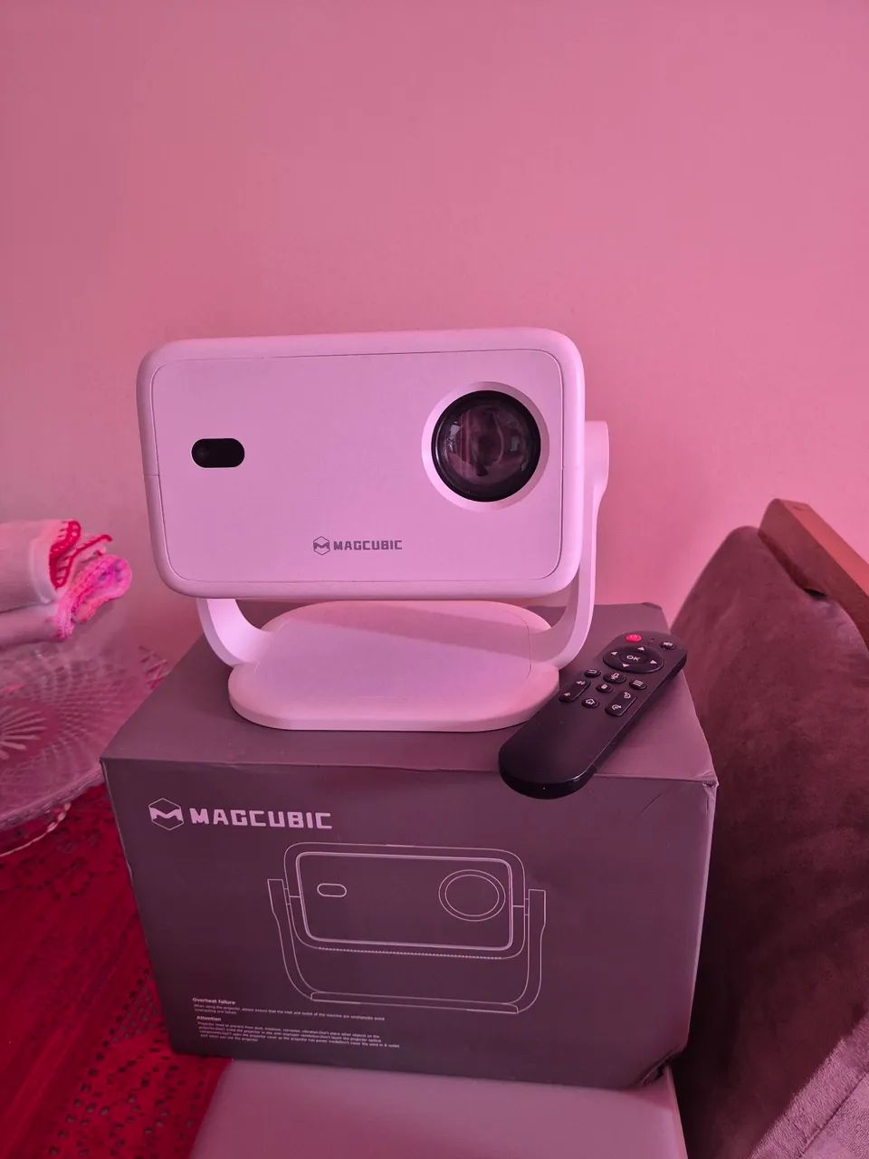 Projetor Magcubic L018 Hd 8k Android 14 Wifi6 Led 650ansi - Foto 3