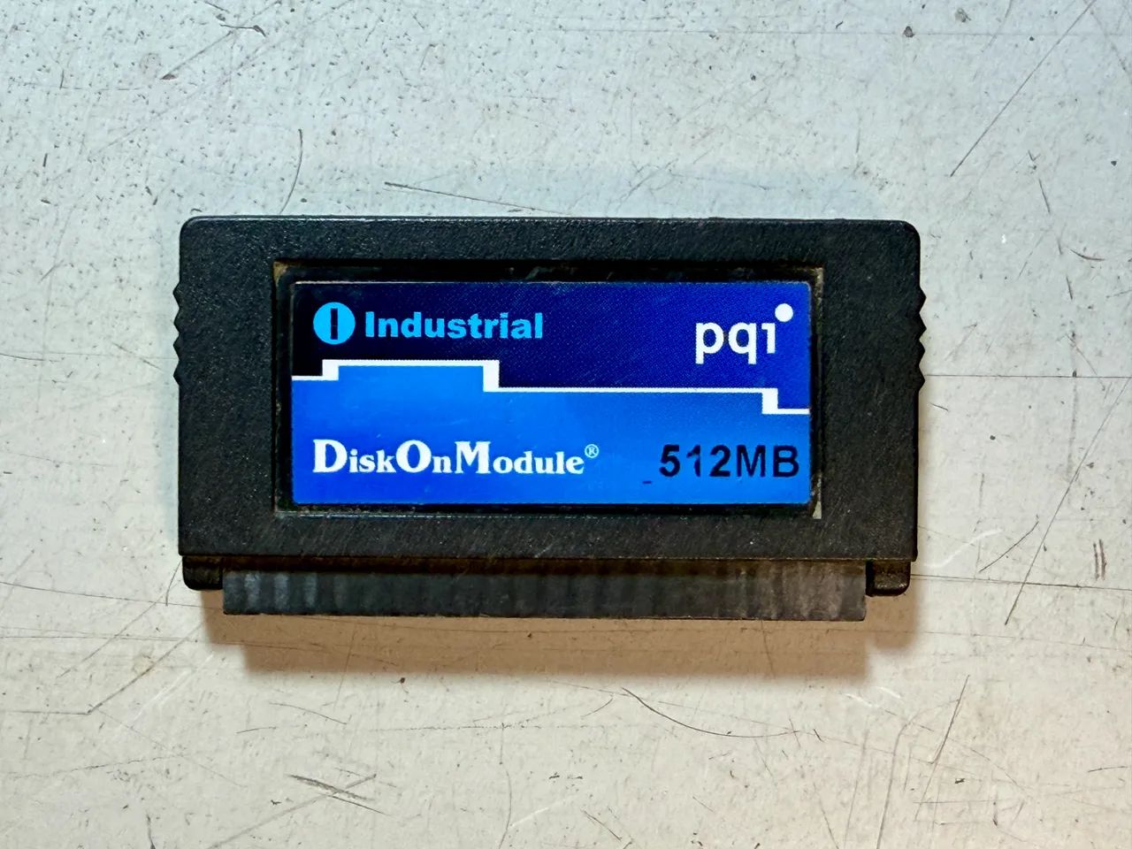 Disk On Module - DOM IDE 44 pinos industrial 512 MB - Foto 3