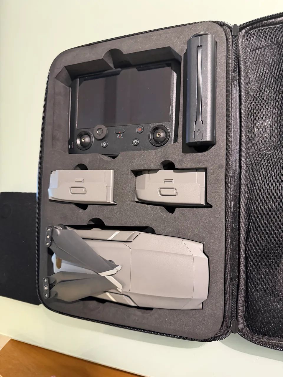 Drone DJI Mavic 2 Zoom + Kit Fly More + Smart Controller. - Foto 4