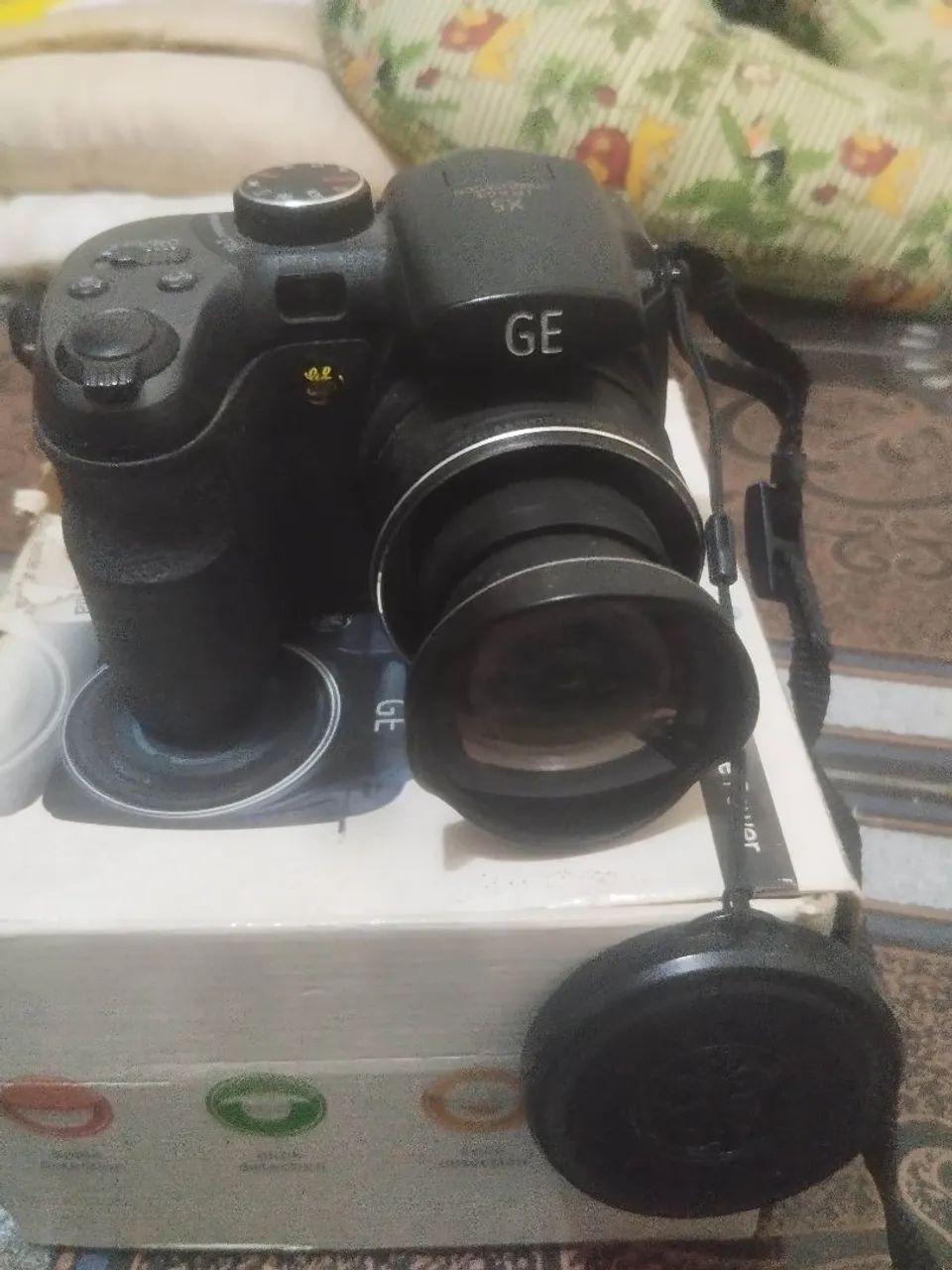 Camera digital GE X5 