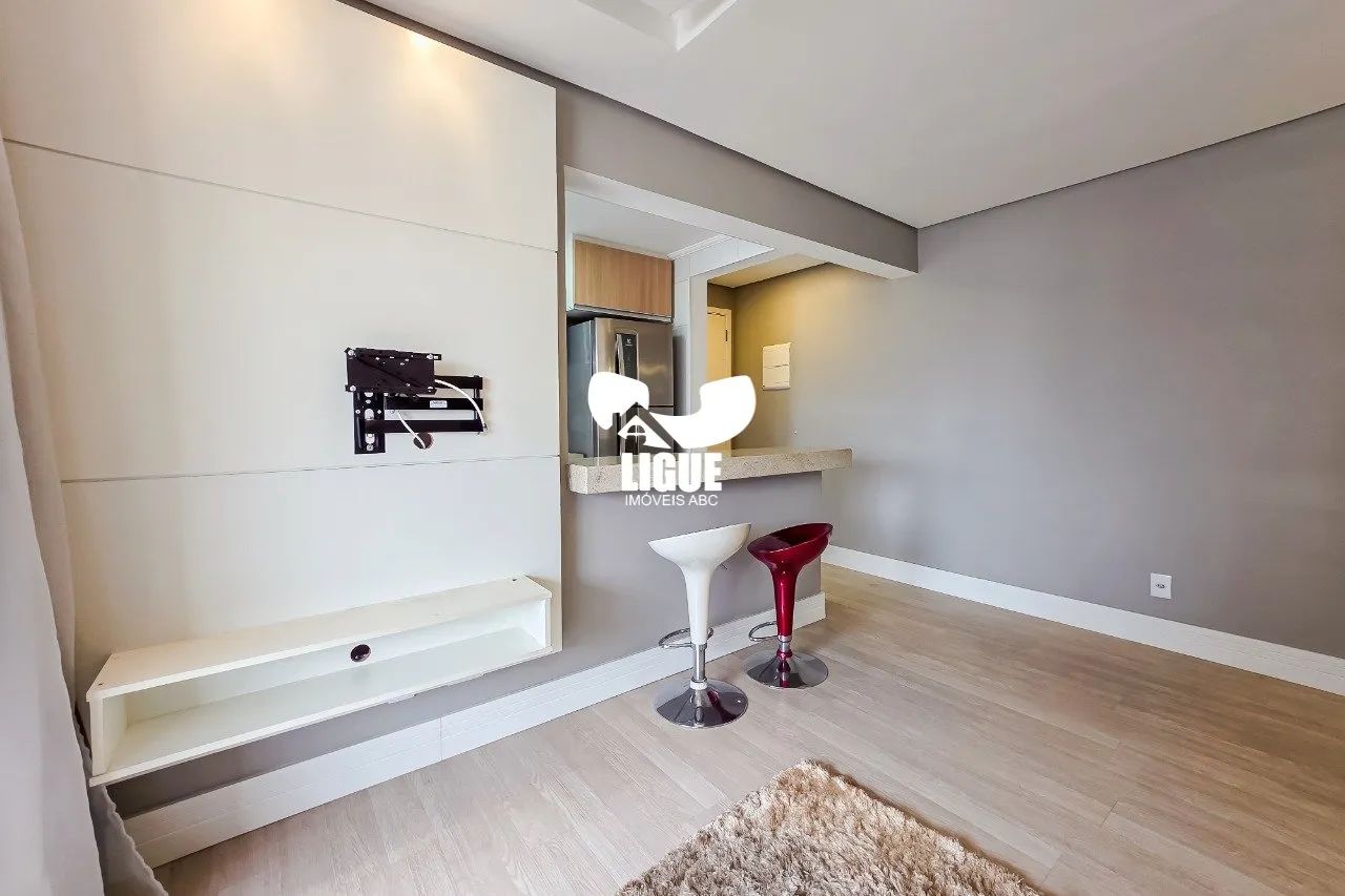 Apto 65 m² com varanda grill e 2 vagas - Foto 3