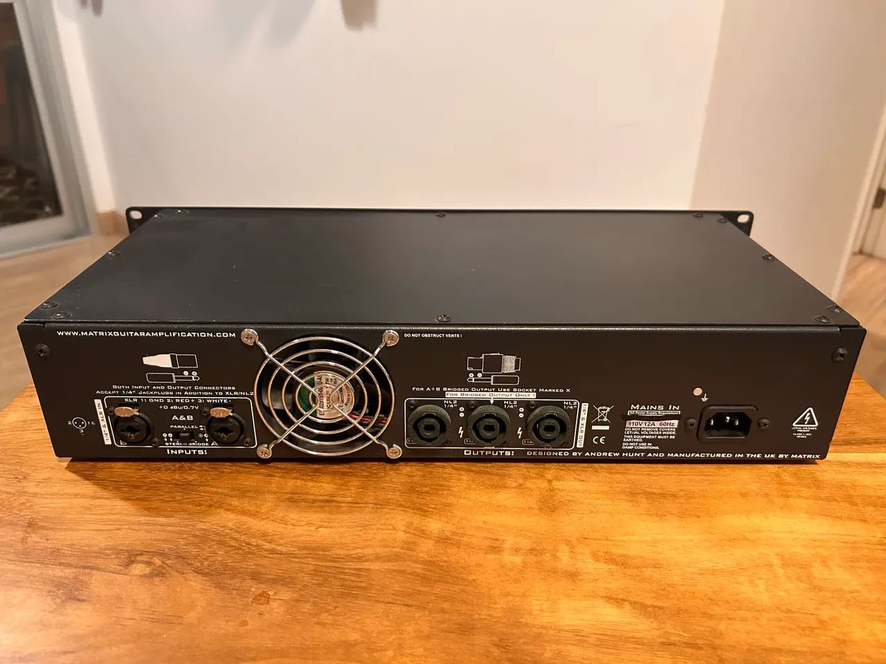 MATRIX GT1000FX 2U パワーアンプ Power Amp Matrix GT1000FX Rack 2U - Instrumentos musicais - Vila