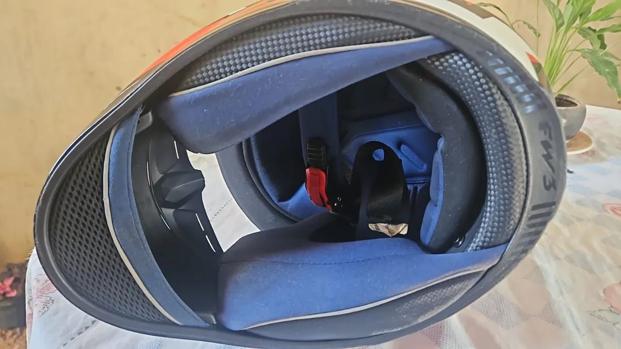 Capacete fw3  - Foto 4