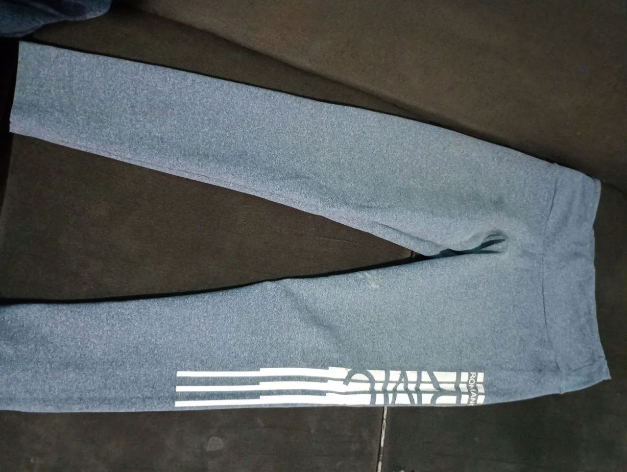 Lote de roupas - Foto 2