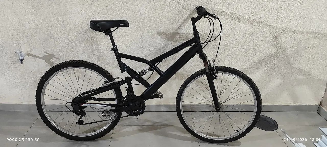 Bicicleta aro 26. 21 marchas. - Foto 2
