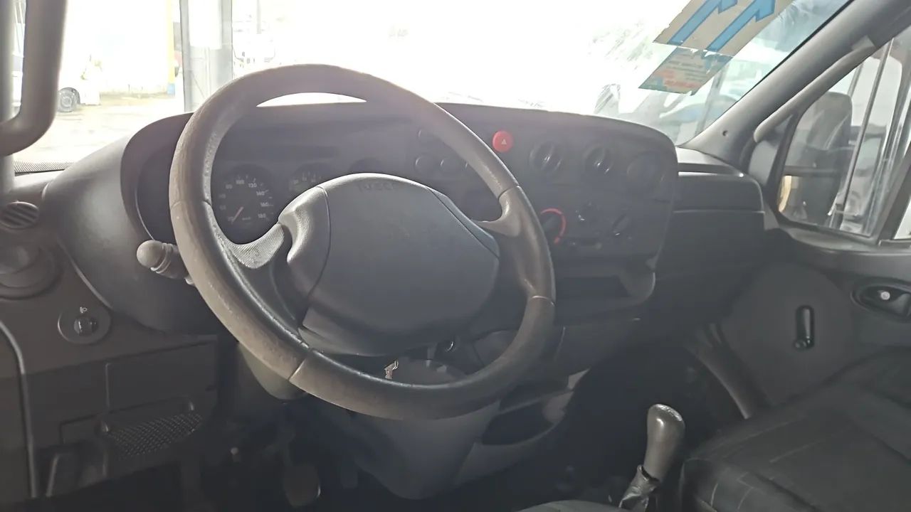 Iveco 35s14 2011  - Foto 5