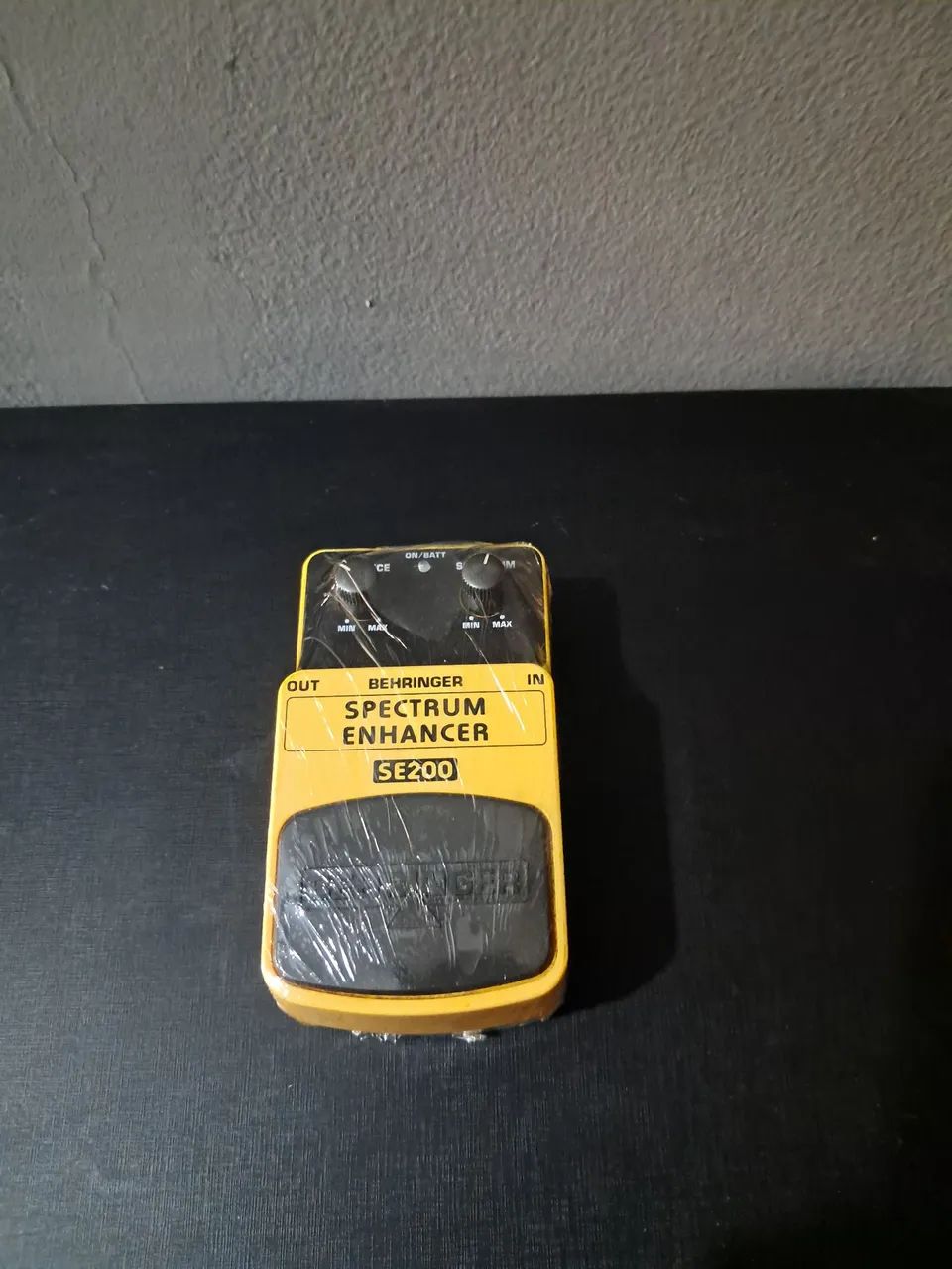 箱付き/ BEHRINGER SPECTRUM ENHANCER SE200 箱付き/ BEHRINGER SPECTRUM ENHANCER SE200 【公式通販】