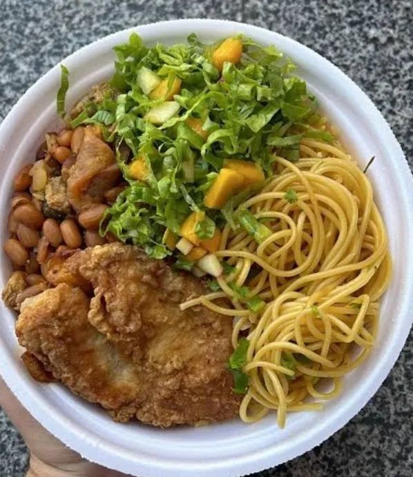 Marmita + suco grátis 