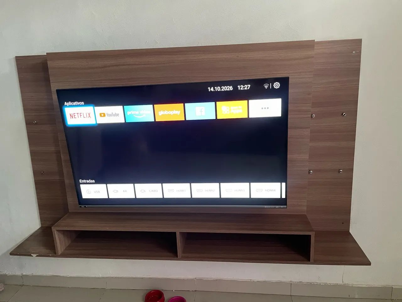 Smart TV 50 polegadas com painel - Foto 3