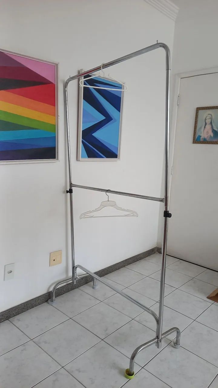 Arara para roupas  - Foto 2