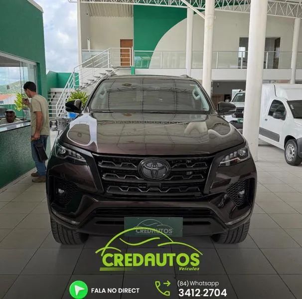 Toyota Hilux Hilux SW4 SRV 4x2 2.7 Flex 16V Aut. 2021