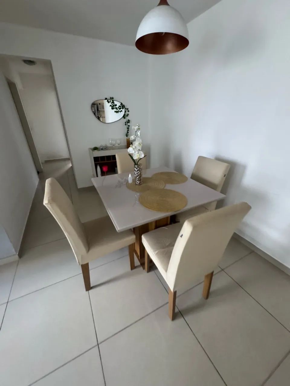 Mesa 4 cadeiras 