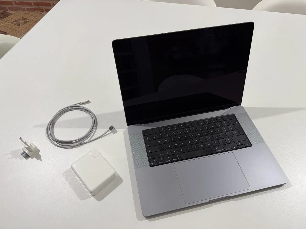 MacBook Pro 16" 2023 - Foto 3