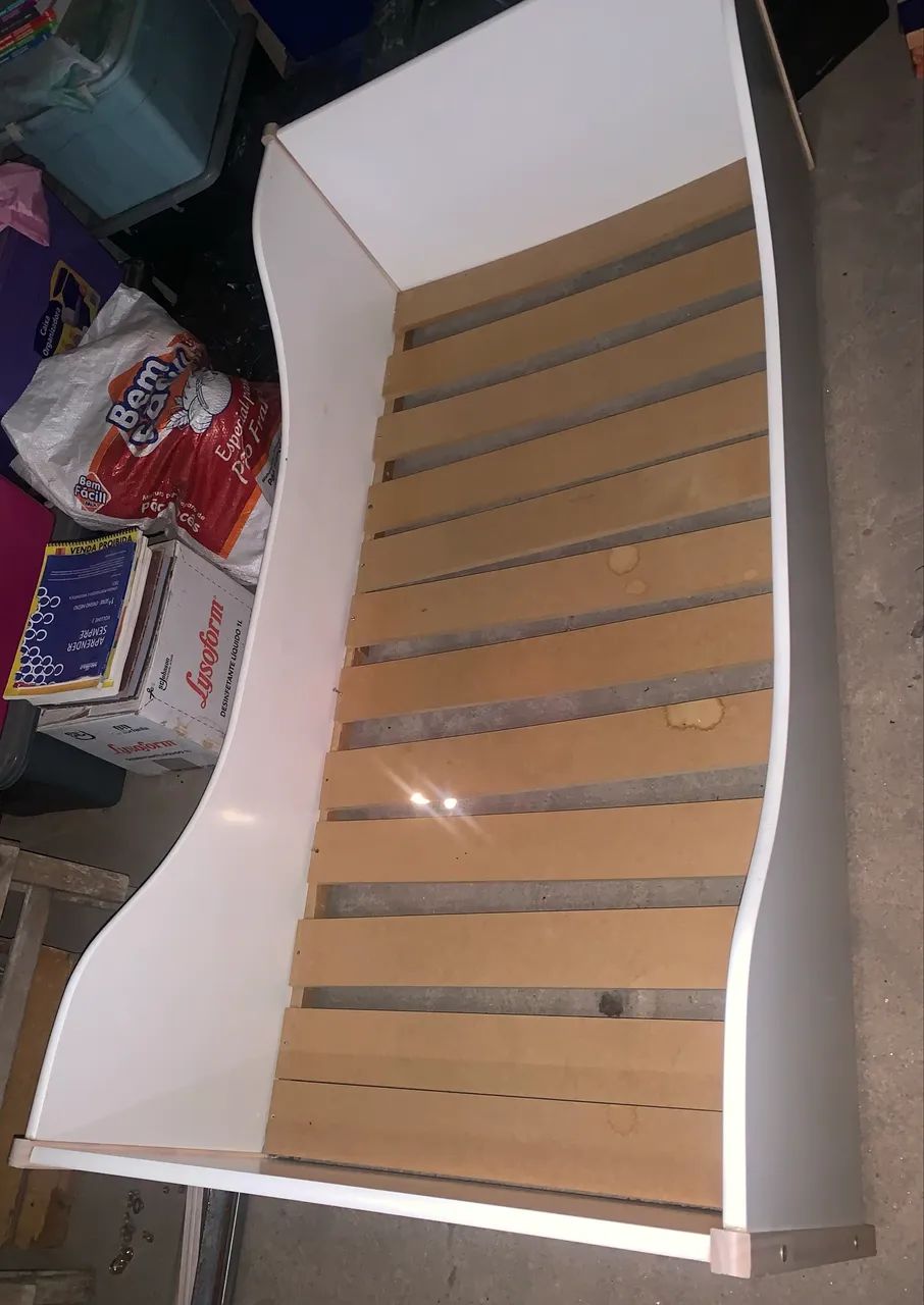 Cama solteiro Júnior Tok Stok com Colchão incluso