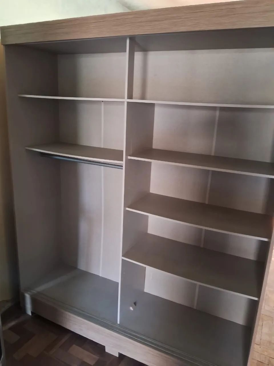 Guarda roupa com espelho  - Foto 2