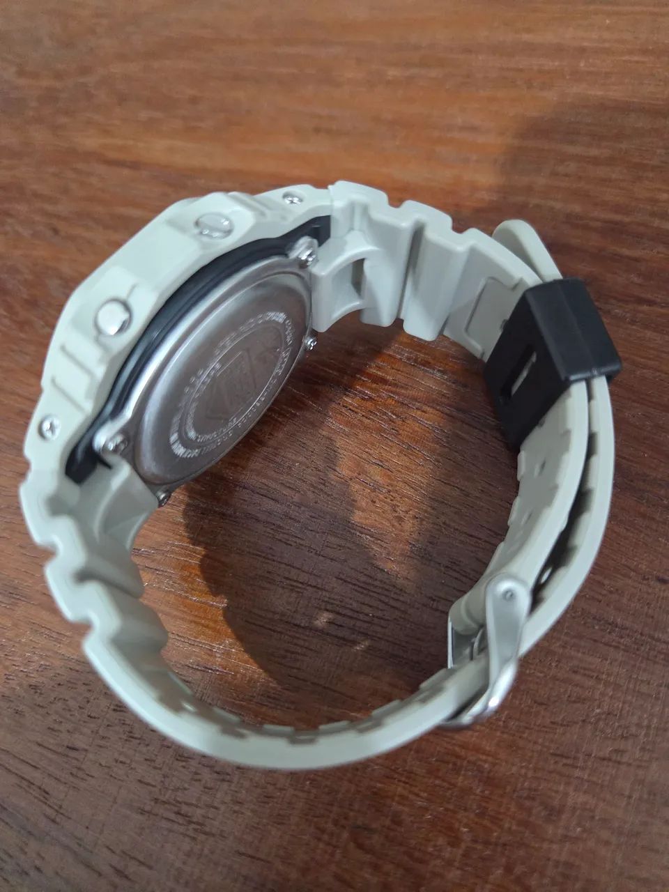 CASIO G-SHOCK DW-5600CA-8 - Foto 3