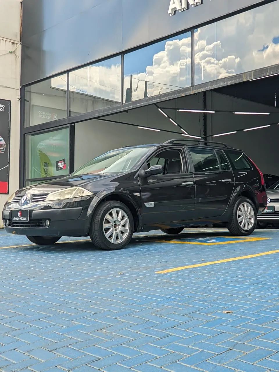 Renault Megane Grand Tour Dynam. Hi-flex 1.6 16V 2012