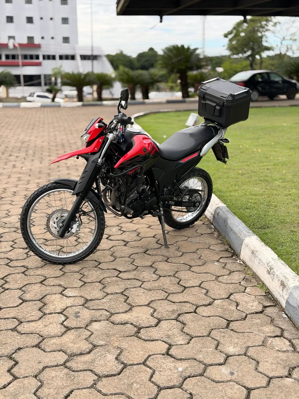 Vende-se Lander 250 23/23 Estado de Nova  - Foto 2